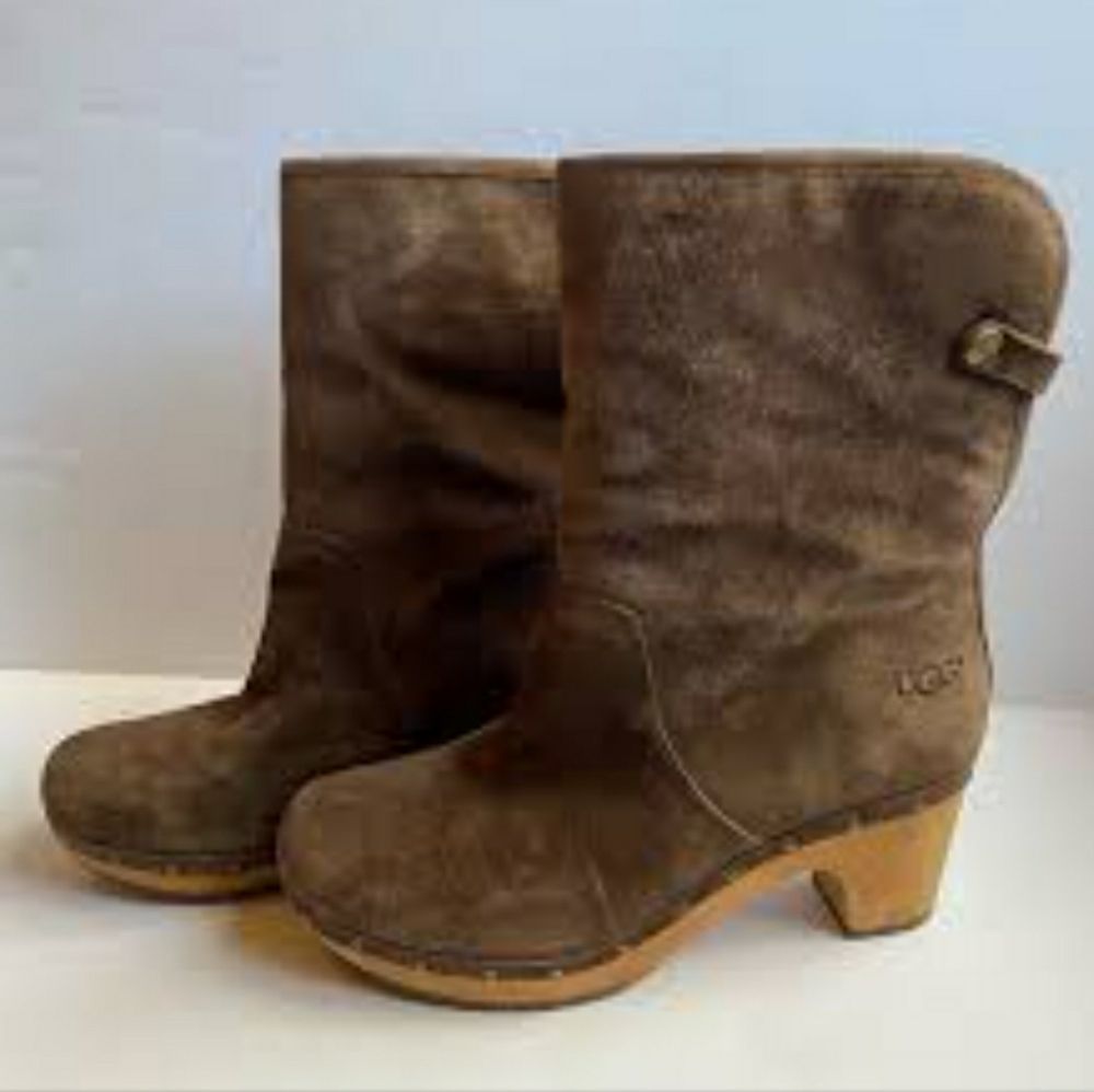 UGG Lynnea Brown Suede Shearling Cuff  Boots 8